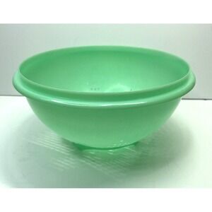 Vintage Jadite Green Tupperware Colander Strainer Bowl Star Pattern #339-2